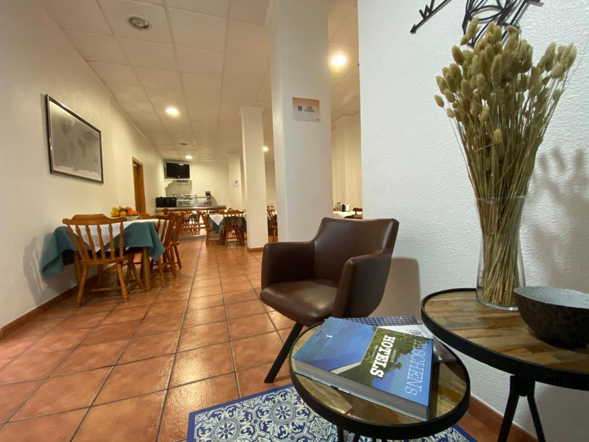 Hostal Pensimar El Altet Esterno foto